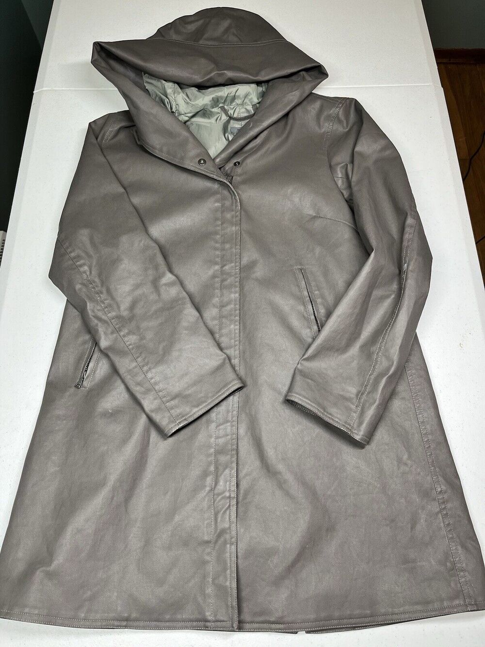 M0851 Waxed Rain Jacket Made In Canada Womens READ BELOW